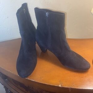 SAM EDELMAN BOUTIQUE BY Sam Edelman Maddie Suede Boots, size 10M.